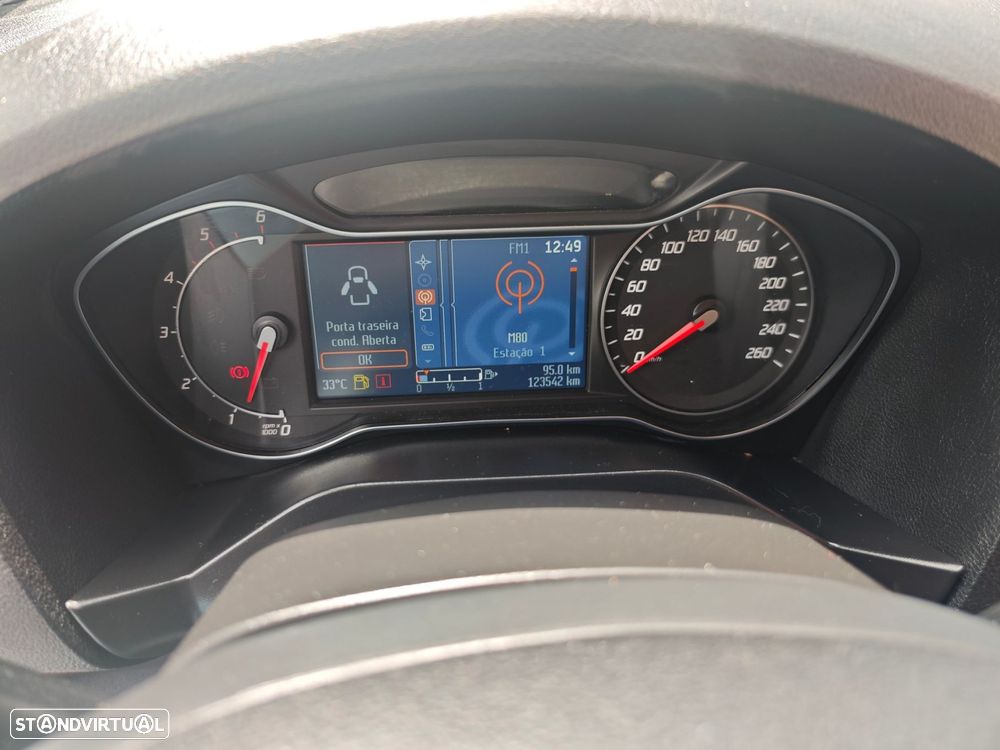 Ford Galaxy 2.0 TDCi Titanium - 13