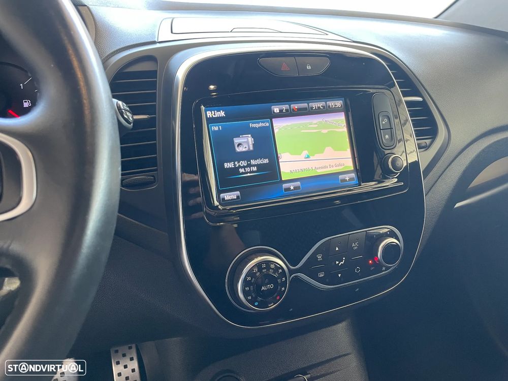 Renault Captur 1.3 TCe Exclusive EDC - 20