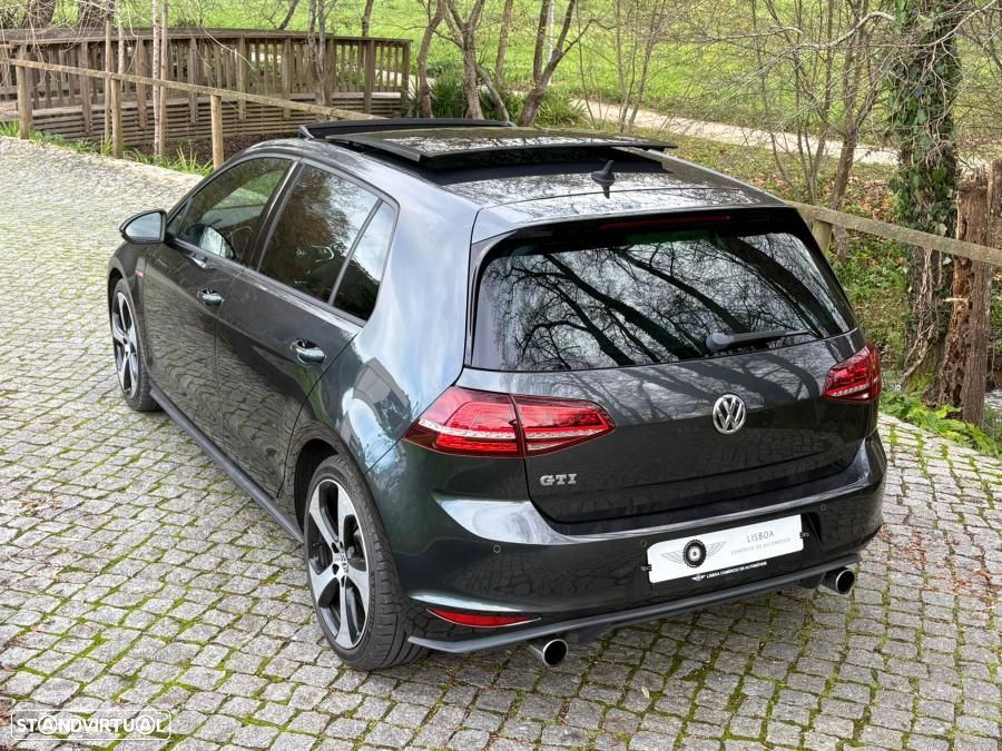 VW Golf 2.0 TSi GTi DSG Performance - 21