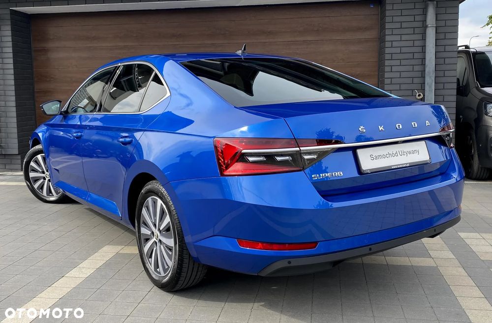 Skoda Superb 2.0 TDI SCR Style DSG - 6