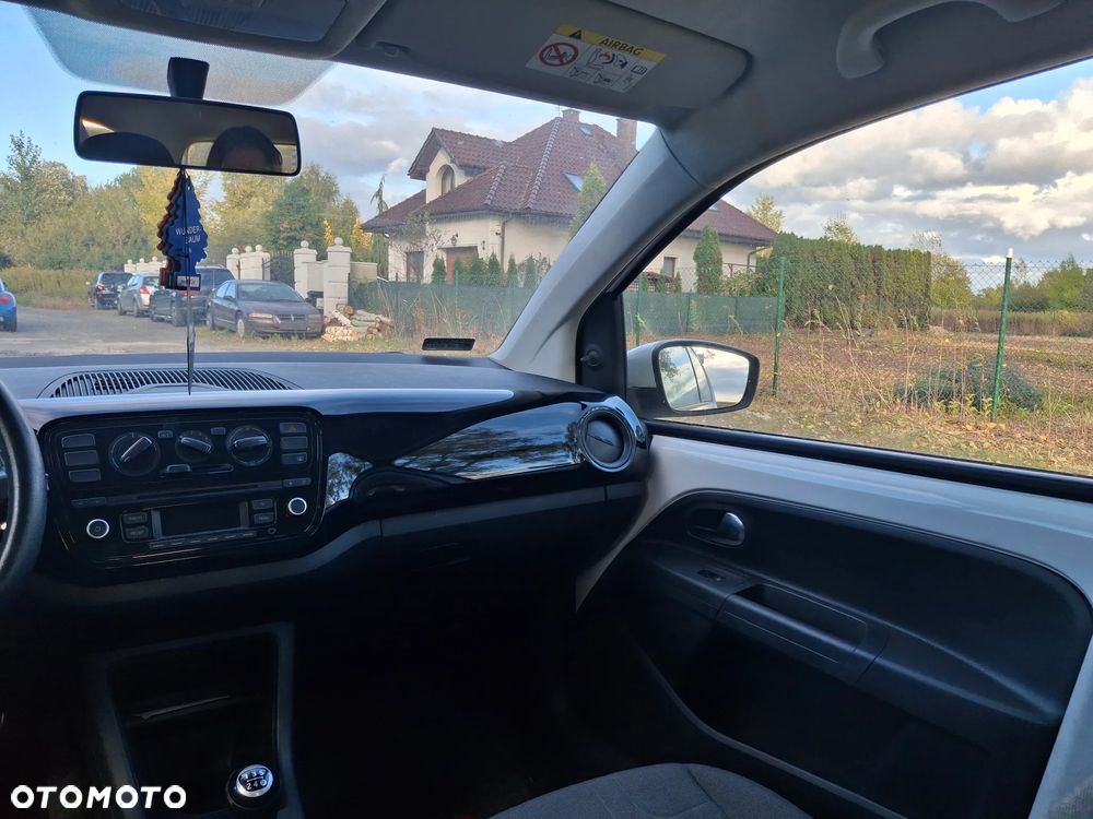 Volkswagen up! 1.0 move - 7