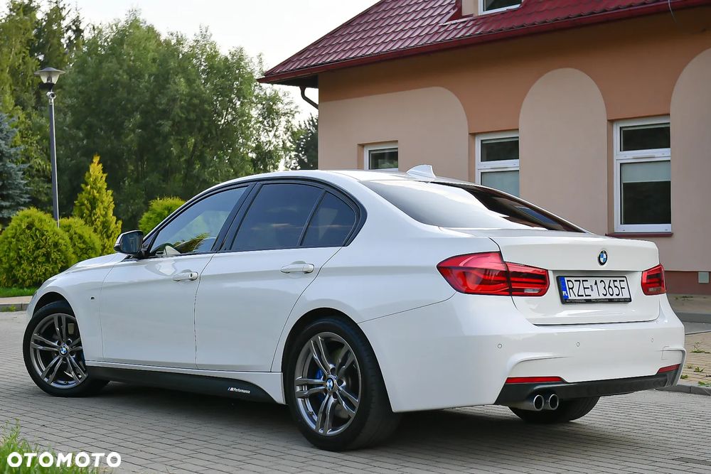 BMW Seria 3 320d M Sport - 3