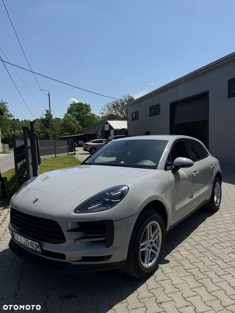 Porsche Macan - 3