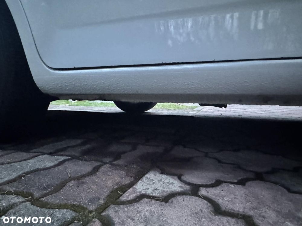 Ford Mondeo 2.0 Ghia - 22