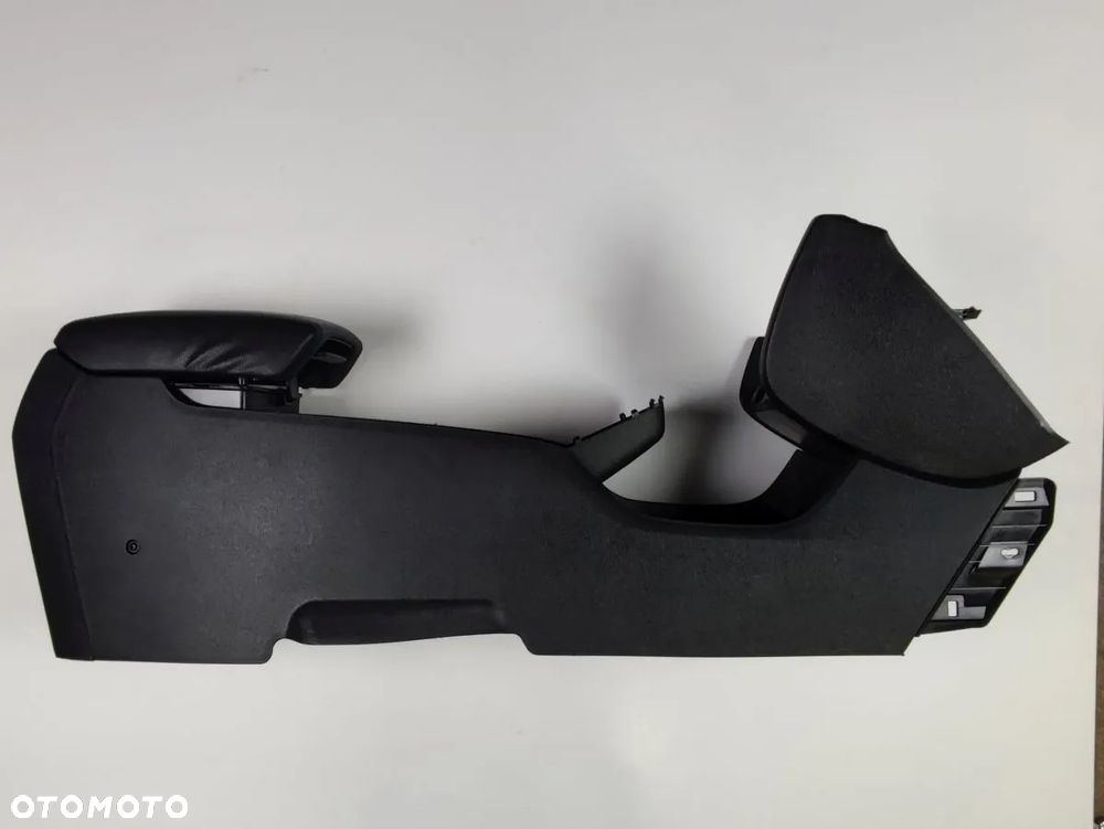 KIA e-NIRO 20-22r Tunel Środkowy - 8