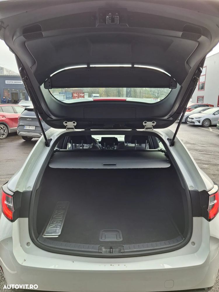 Toyota Corolla 1.8 HSD Eco - 21