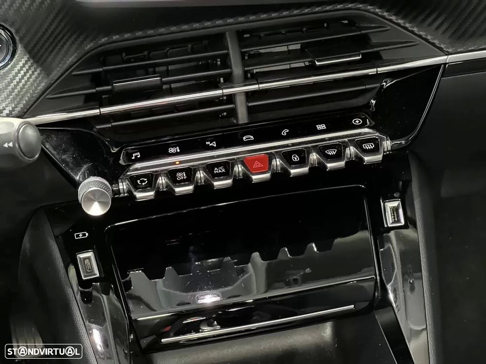 Peugeot e-2008 50 kWh Allure - 38