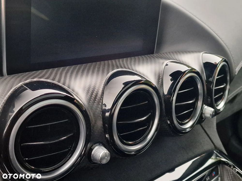 Mercedes-Benz AMG GT - 12