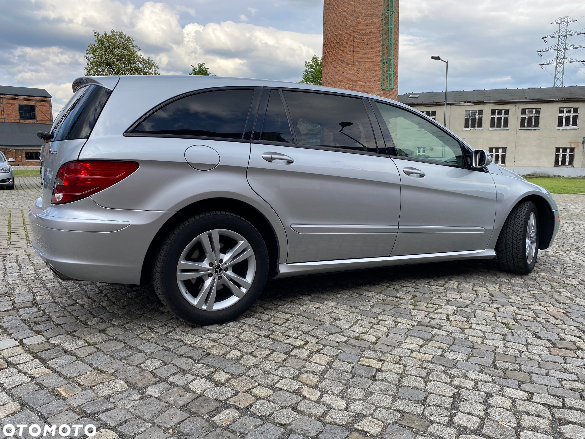 Mercedes-Benz Klasa R 350 4Matic 7G-TRONIC - 14
