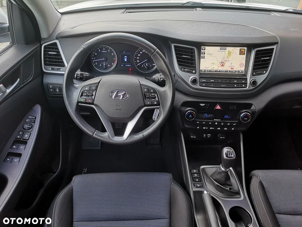 Hyundai Tucson 1.6 GDI BlueDrive Comfort 2WD - 11