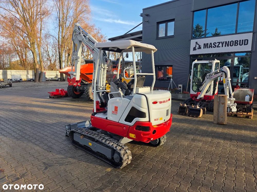 Takeuchi Minikoparka Koparka Gąsienicowa Takeuchi TB225 OKAZJA !! Nowa maszyna - 2