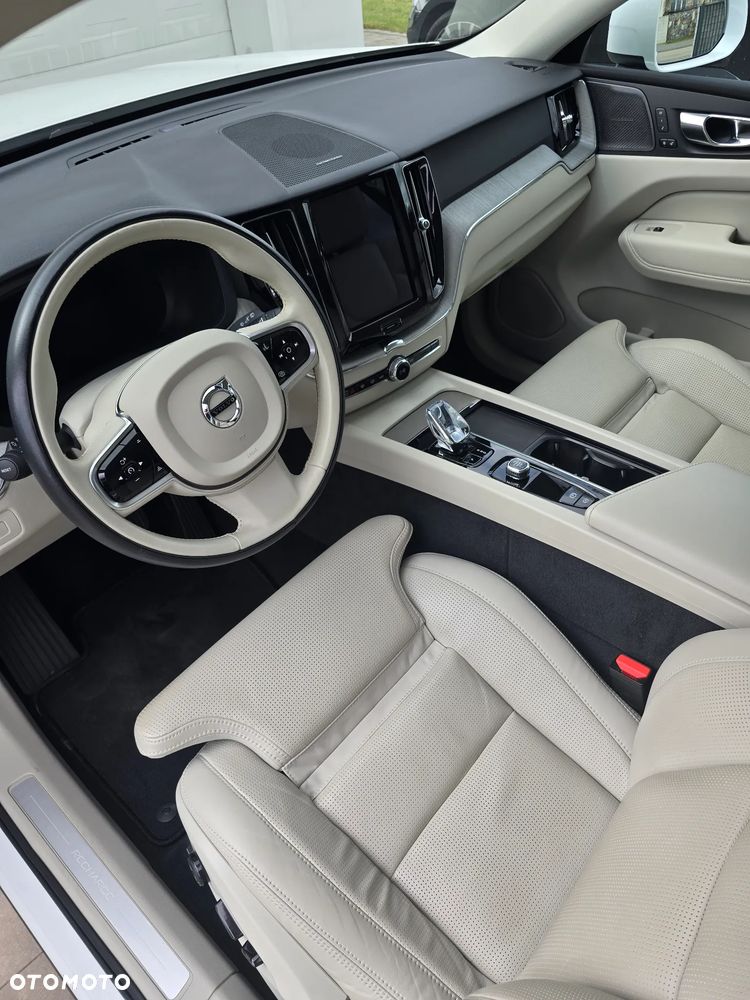 Volvo XC 60 - 13