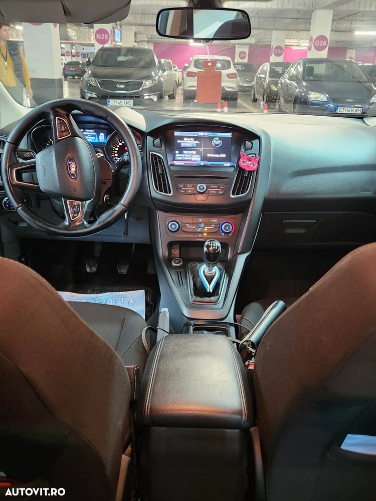 Ford Focus - 6