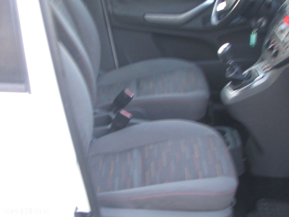 Ford C-MAX 1.8 Style - 9