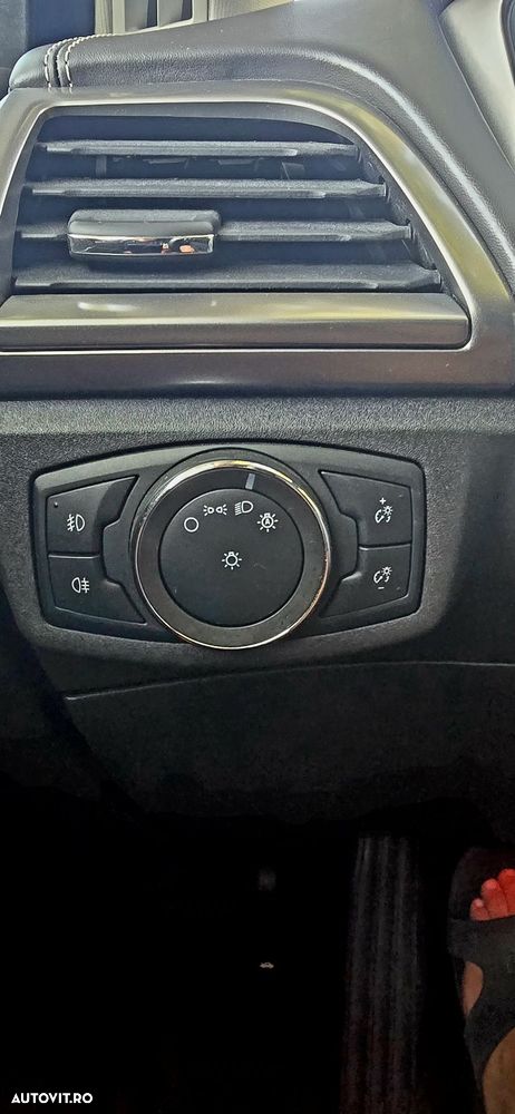 Ford Mondeo 2.0 HEV Vignale - 9