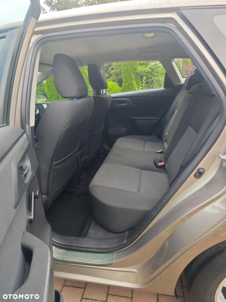 Toyota Auris 1.6 Premium - 15