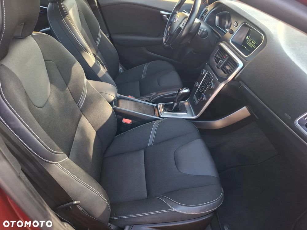 Volvo V40 - 29
