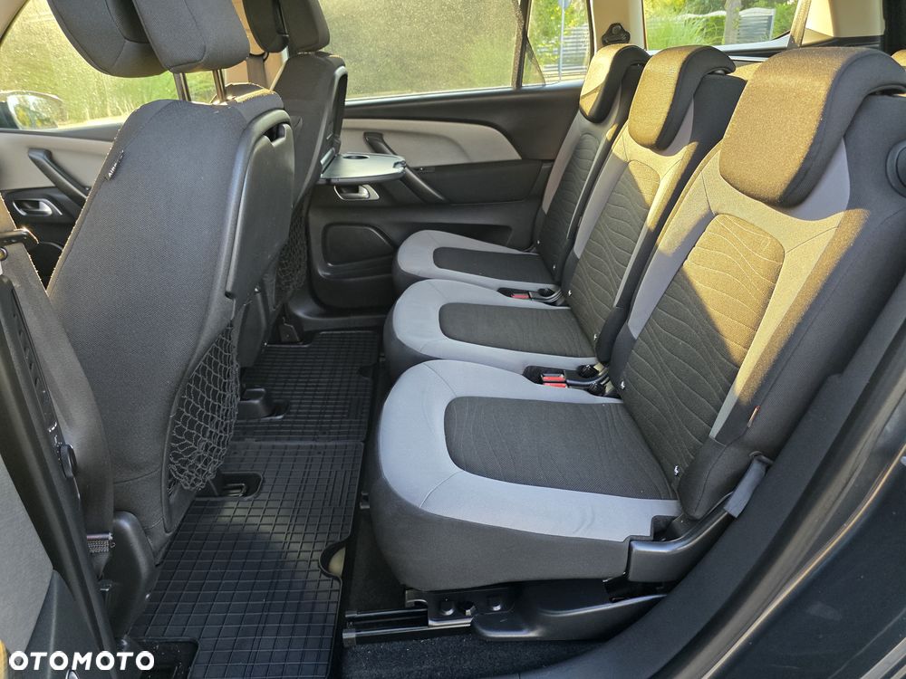 Citroën C4 Grand Picasso - 10