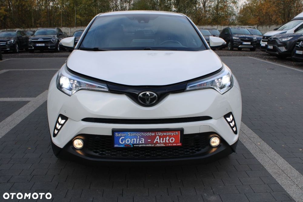 Toyota C-HR - 11