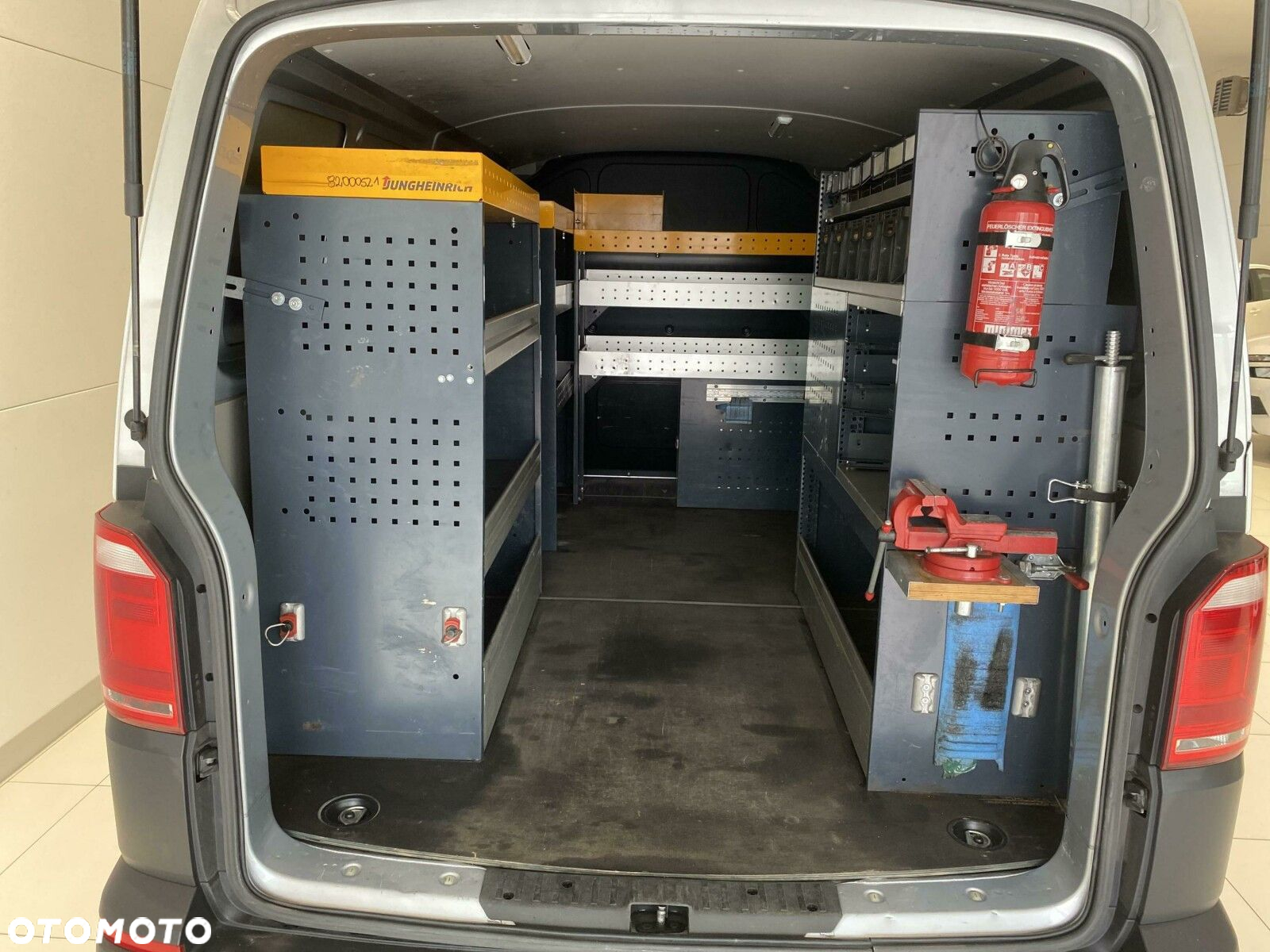 Volkswagen Transporter Furgon - 29