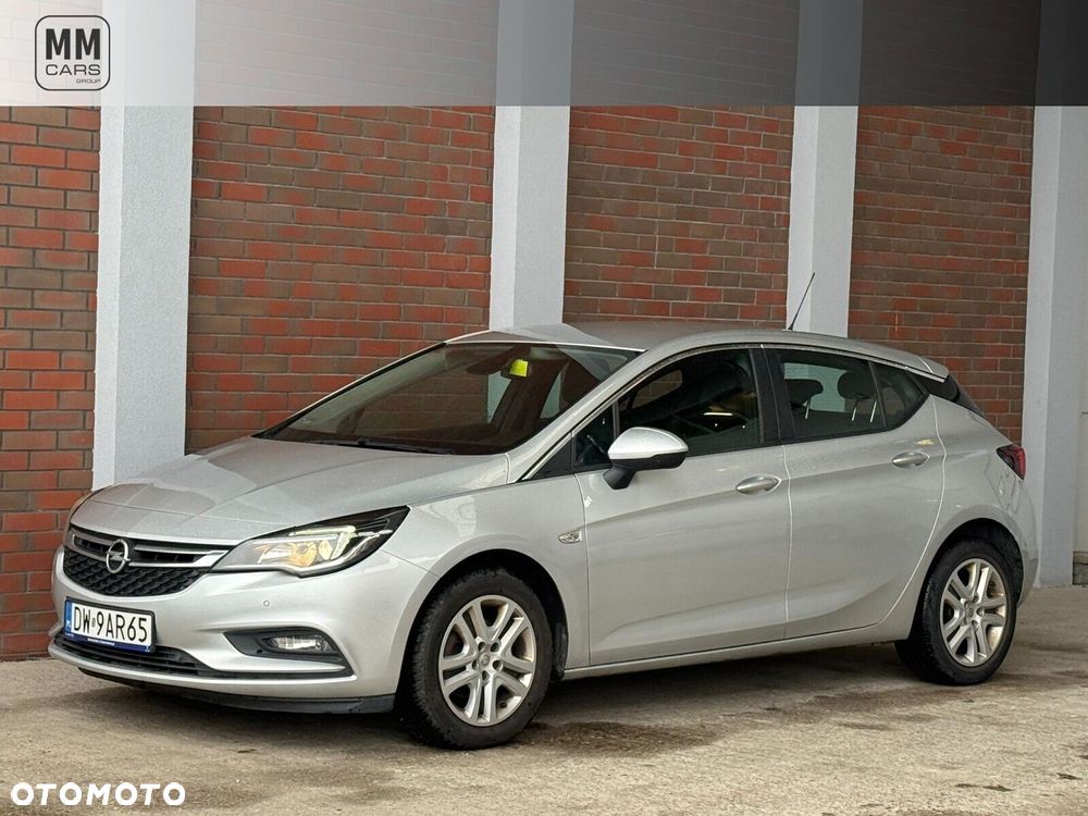 Opel Astra - 1