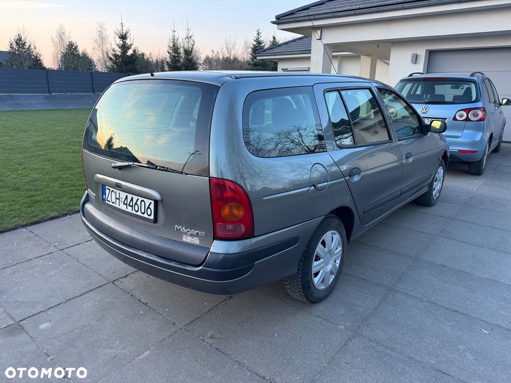 Renault Megane - 1