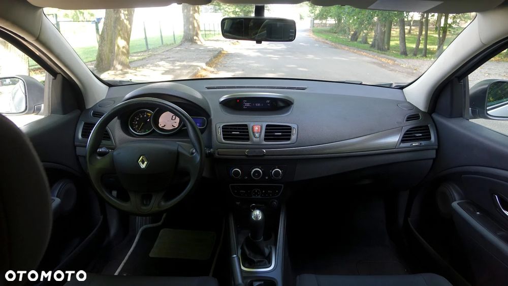 Renault Megane 1.6 16V 100 Expression - 10