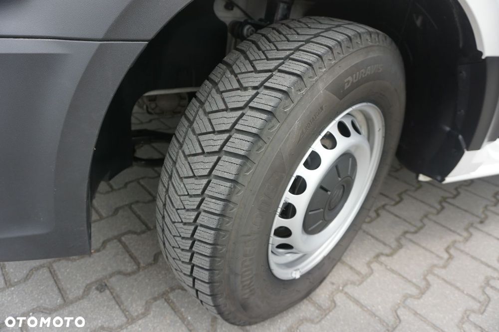 Volkswagen CRAFTER - 38