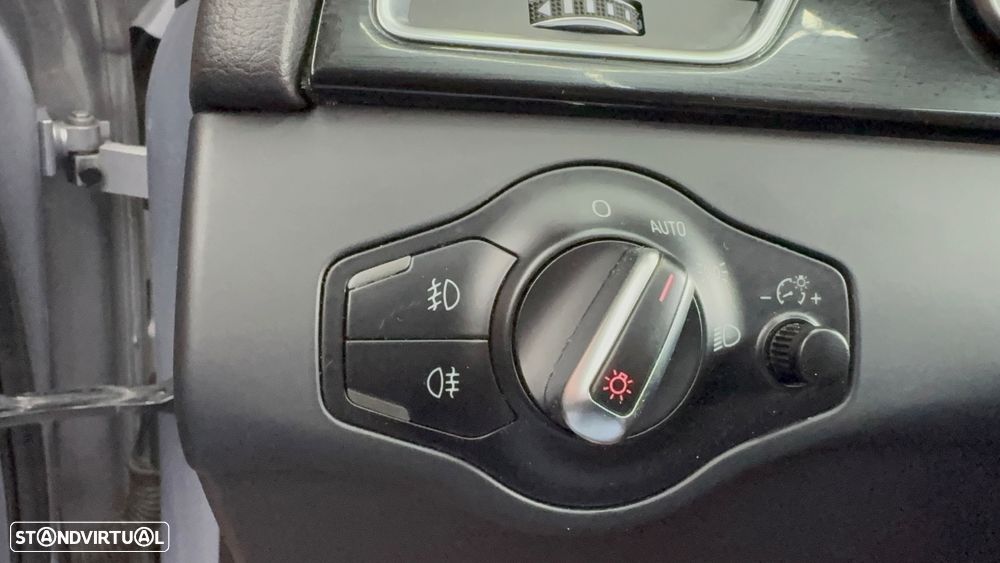 Audi A5 Sportback 2.0 TDI quattro S tronic S-line - 44