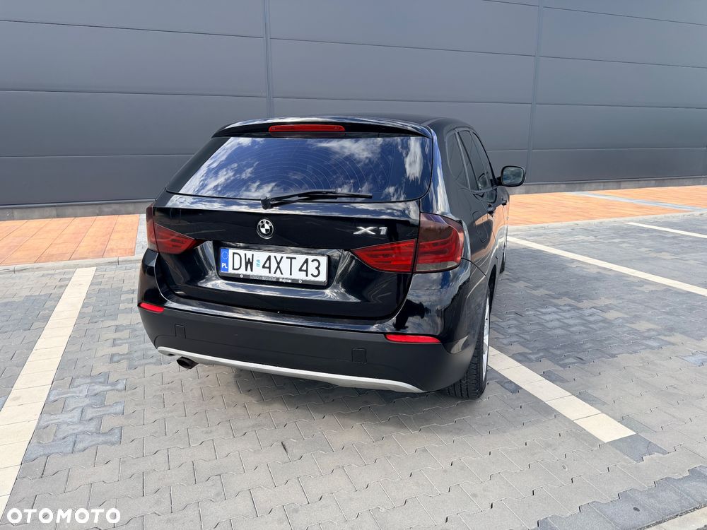 BMW X1 sDrive18d - 11