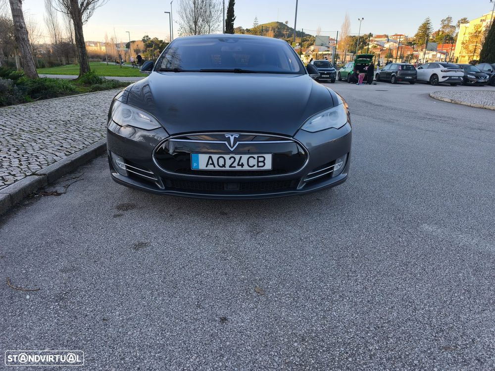 Tesla Model S Standard - 2