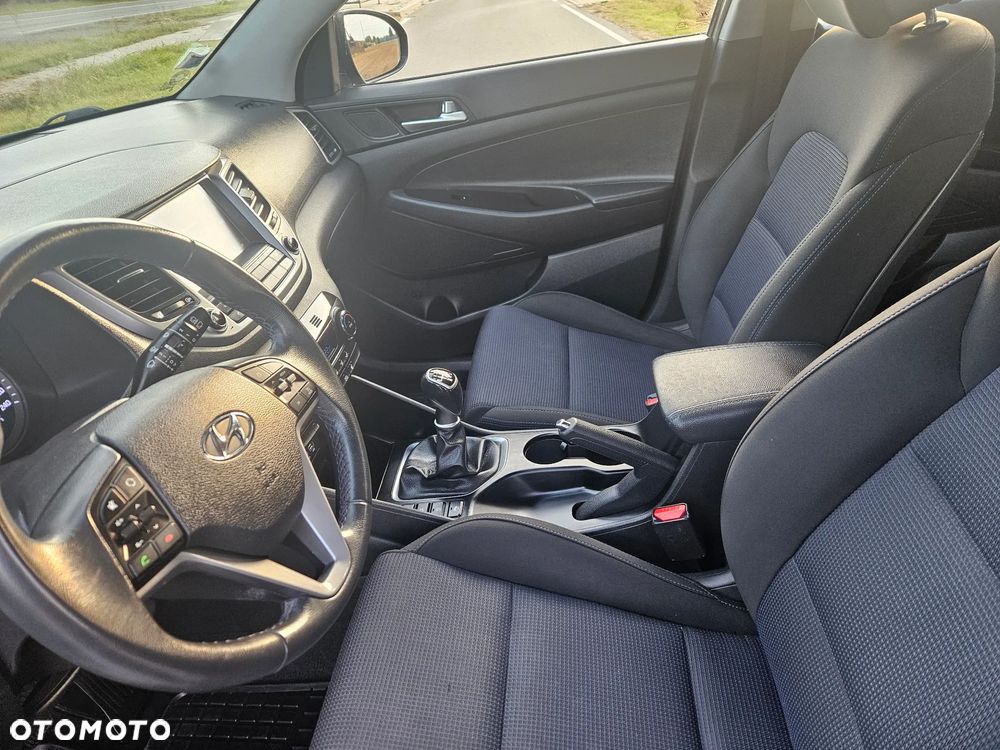 Hyundai Tucson blue 1.7 CRDi 2WD Passion - 23