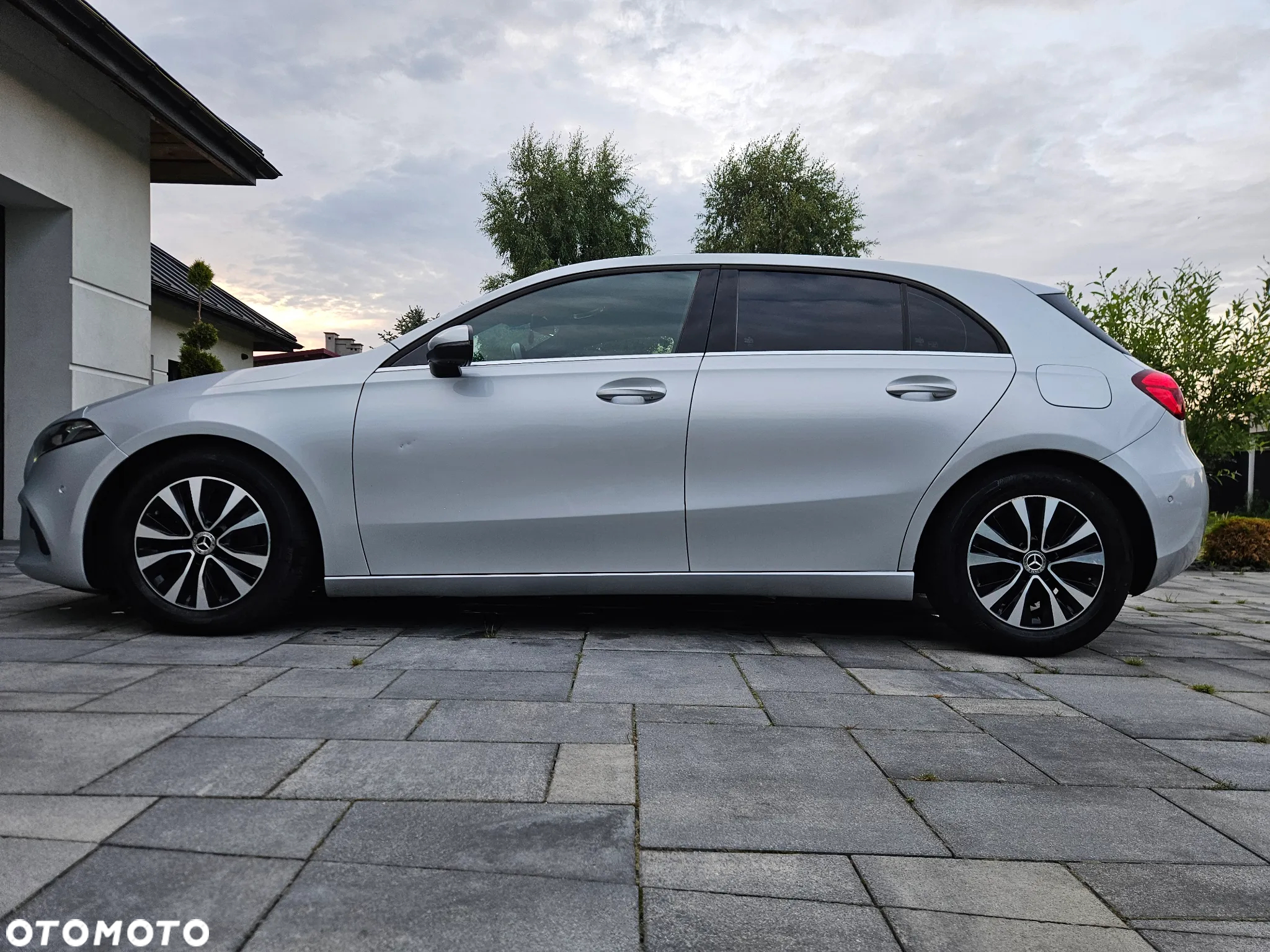 Mercedes-Benz Klasa A 180 d 7G-DCT Progressive - 2