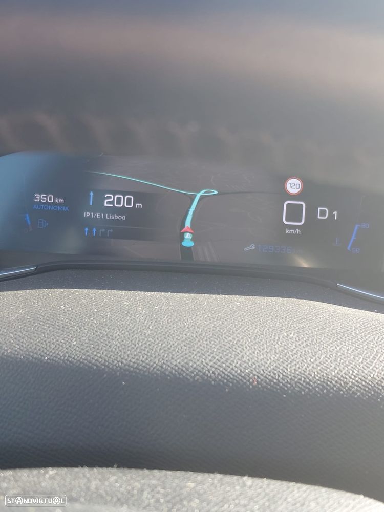 Peugeot 308 SW BlueHDi 130 EAT8 Allure - 13