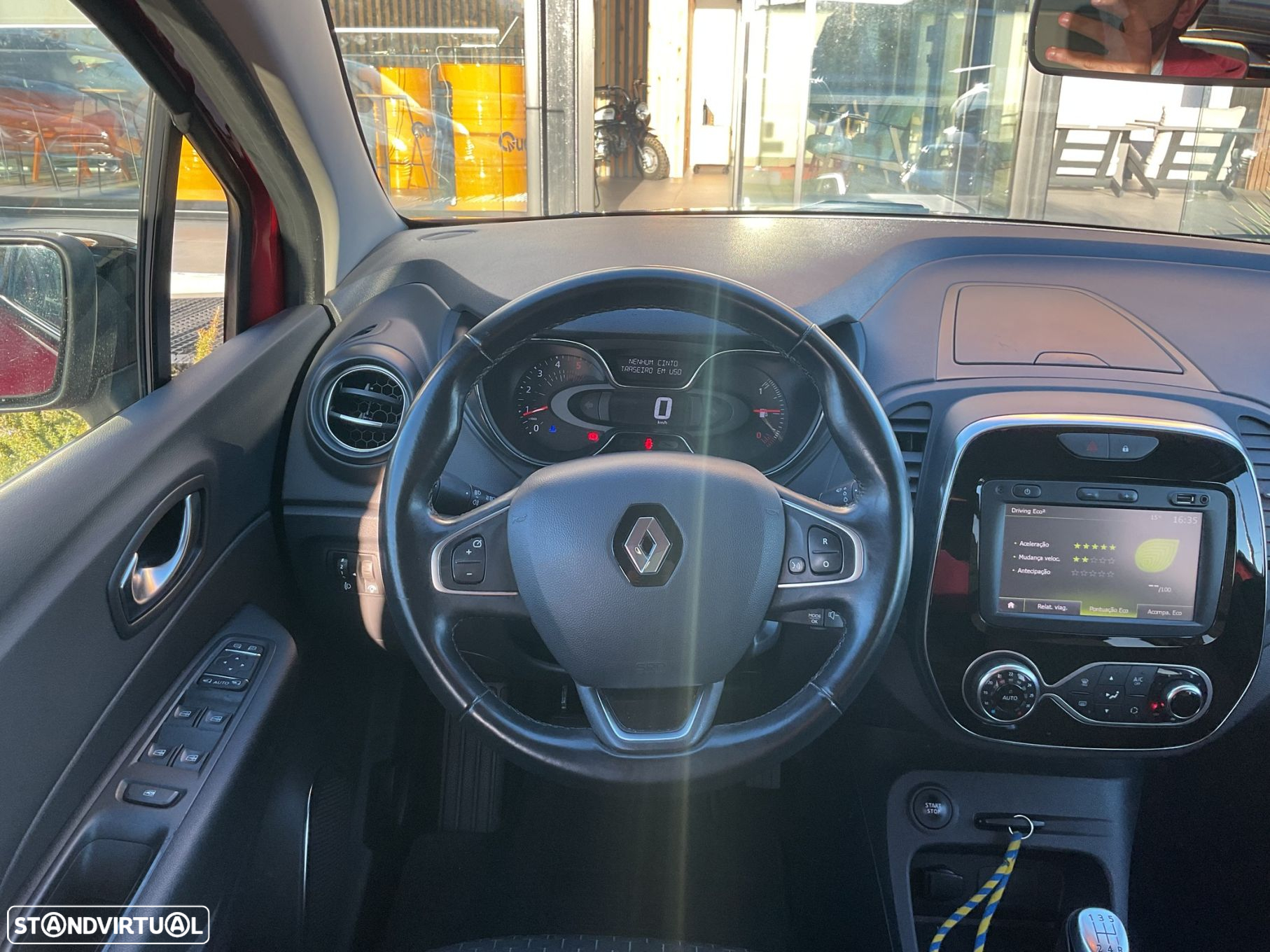Renault Captur 1.5 dCi Exclusive - 29