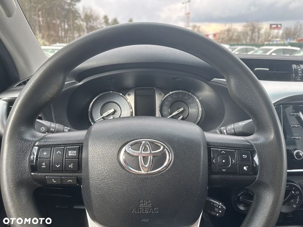 Toyota Hilux 2.4 D-4D Double Cab DLX 4x4 - 16