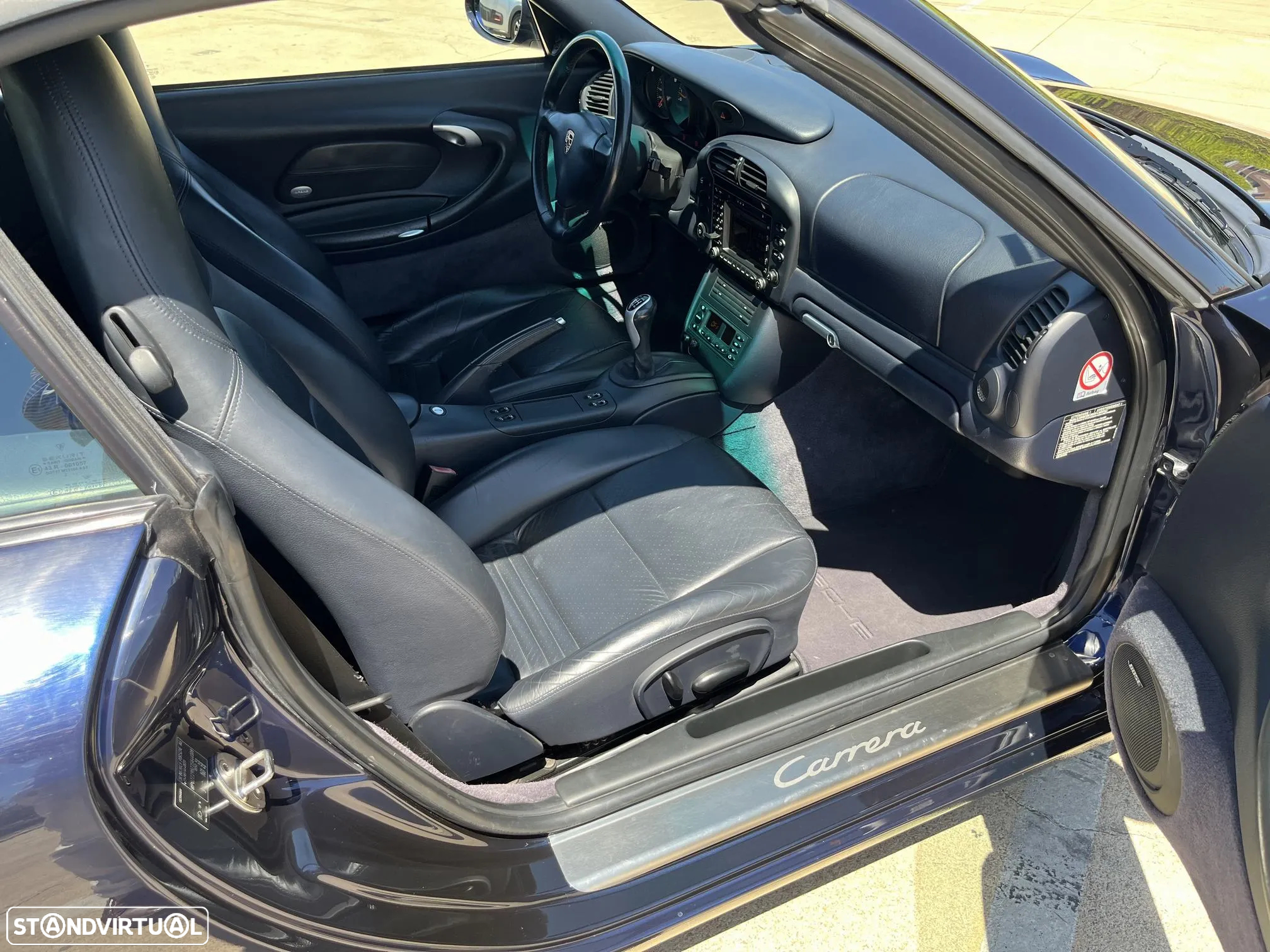 Porsche 911 (996) Carrera 4 Cabrio - 11