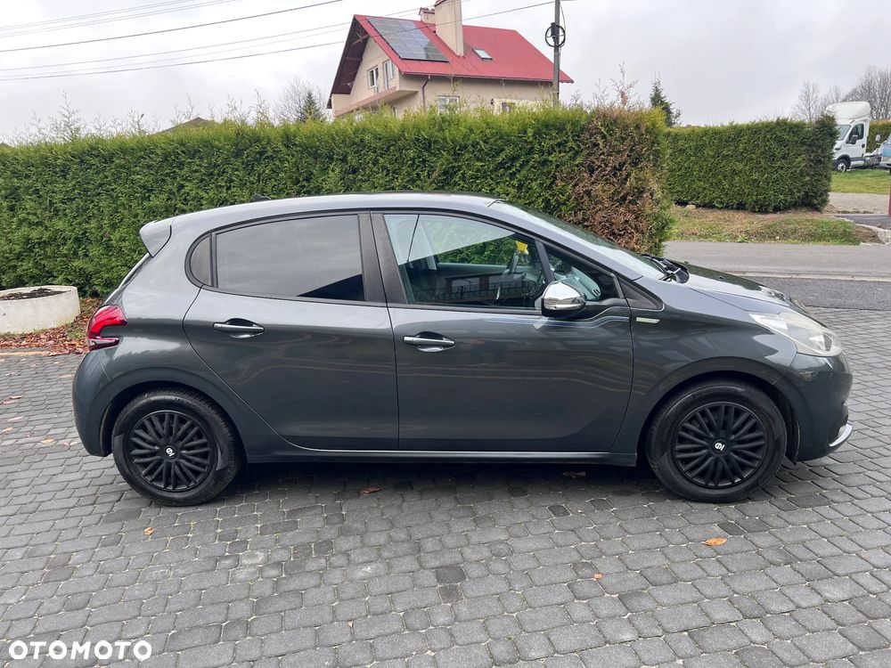 Peugeot 208 1.2 PureTech Style - 3