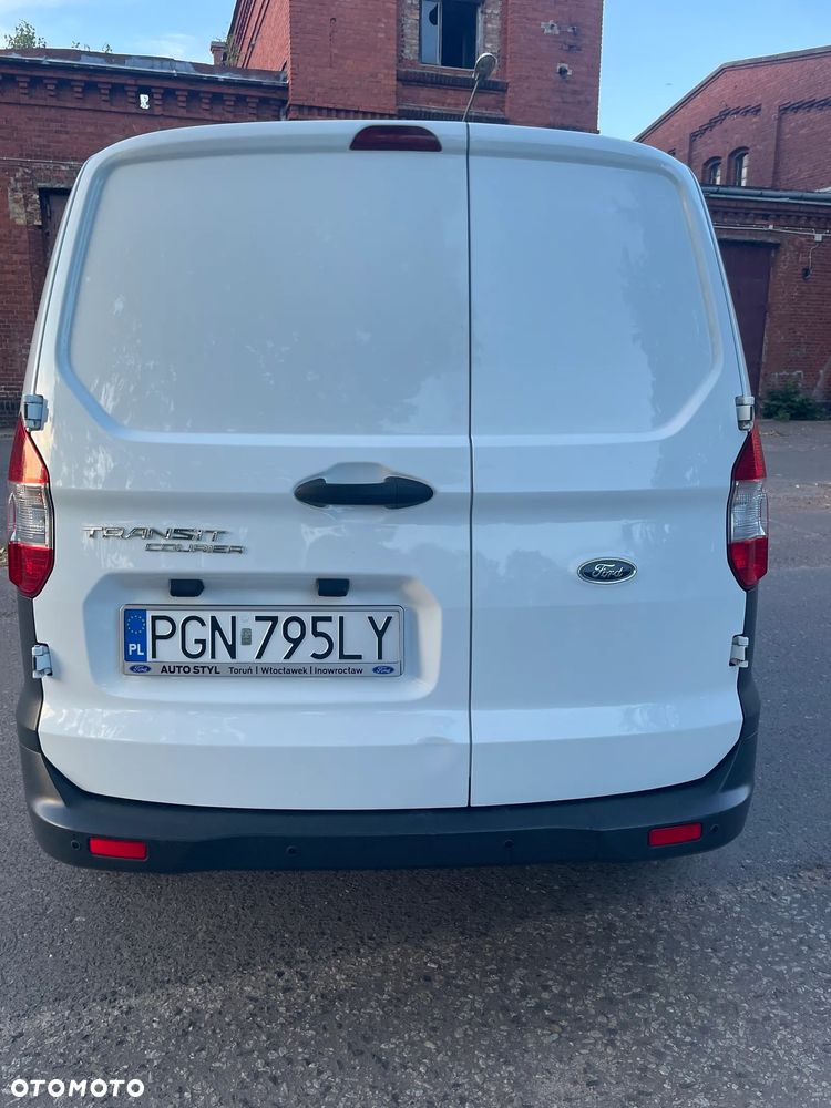 Ford Transit Courier - 6