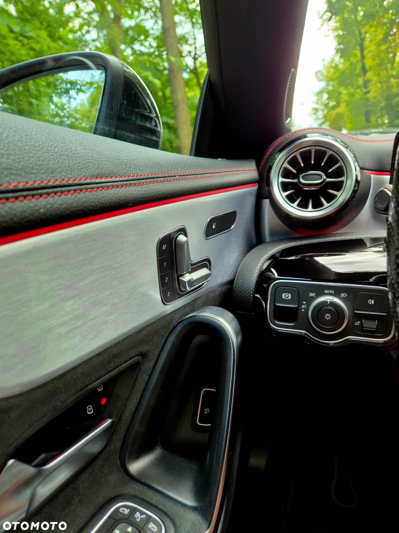 Mercedes-Benz CLA AMG 35 4-Matic 7G-DCT - 11