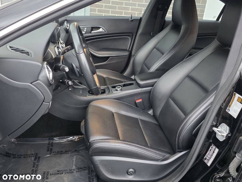Mercedes-Benz CLA 250 4-Matic - 14
