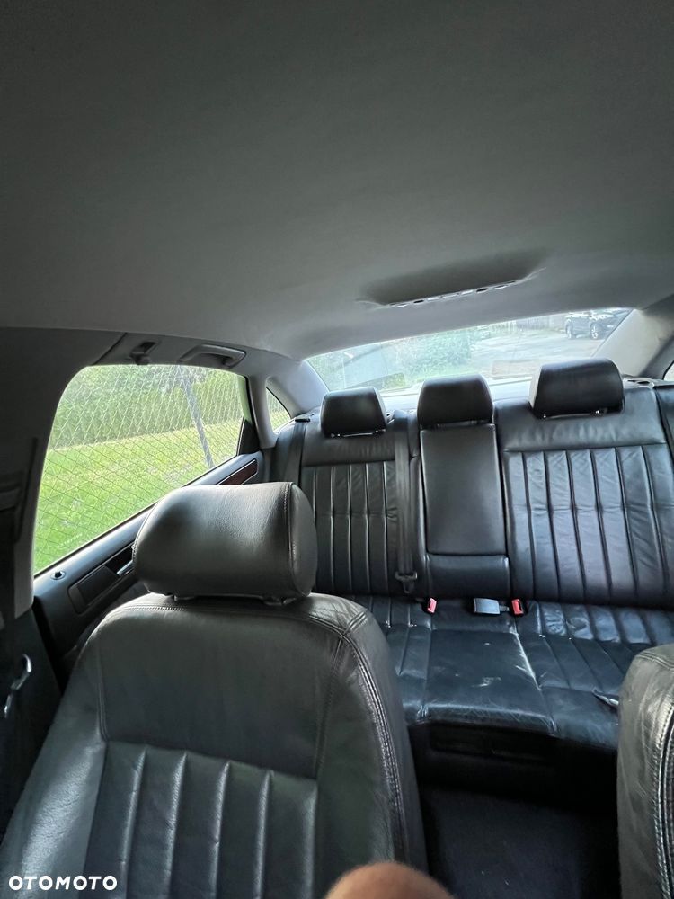 Audi A6 Avant 2.8 - 12