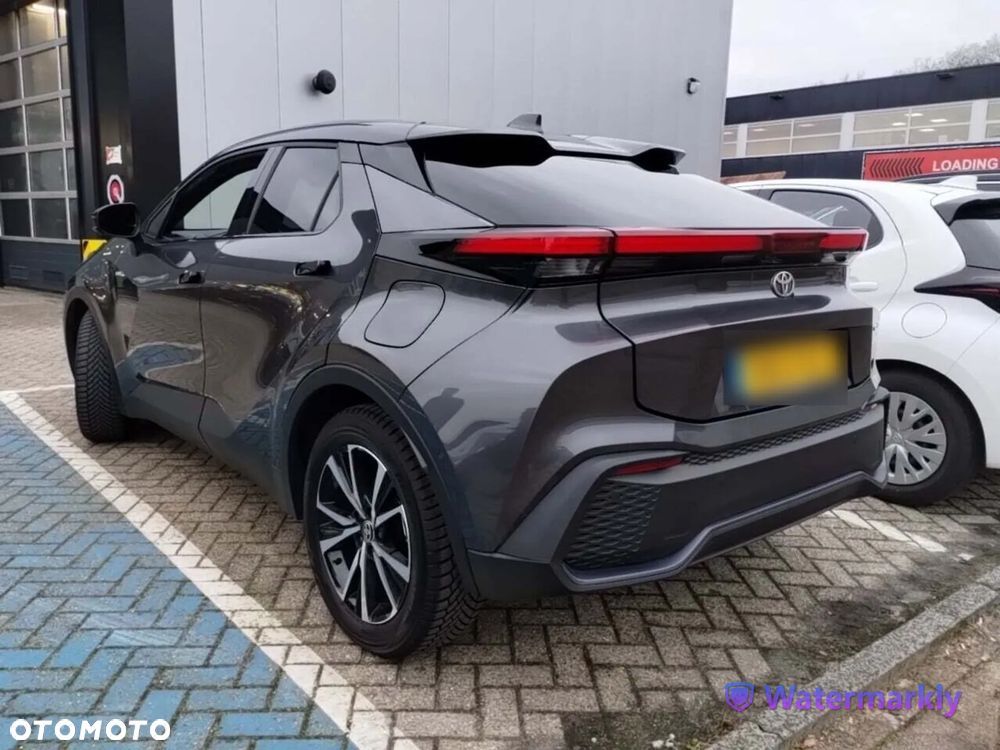 Toyota C-HR - 4