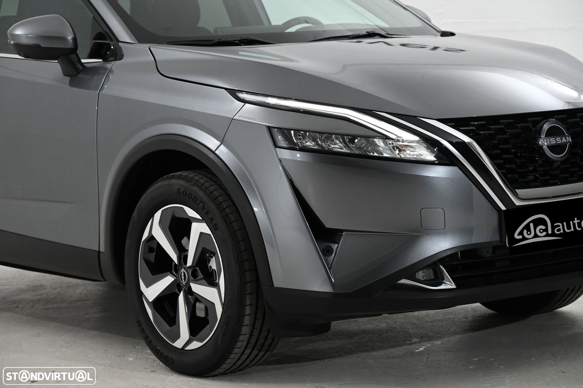 Nissan Qashqai 1.3 DIG-T N-Connecta - 9