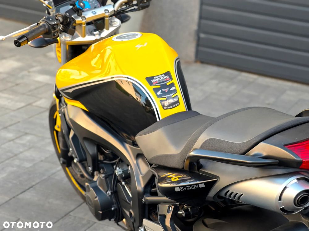 Yamaha FZ6 - 9