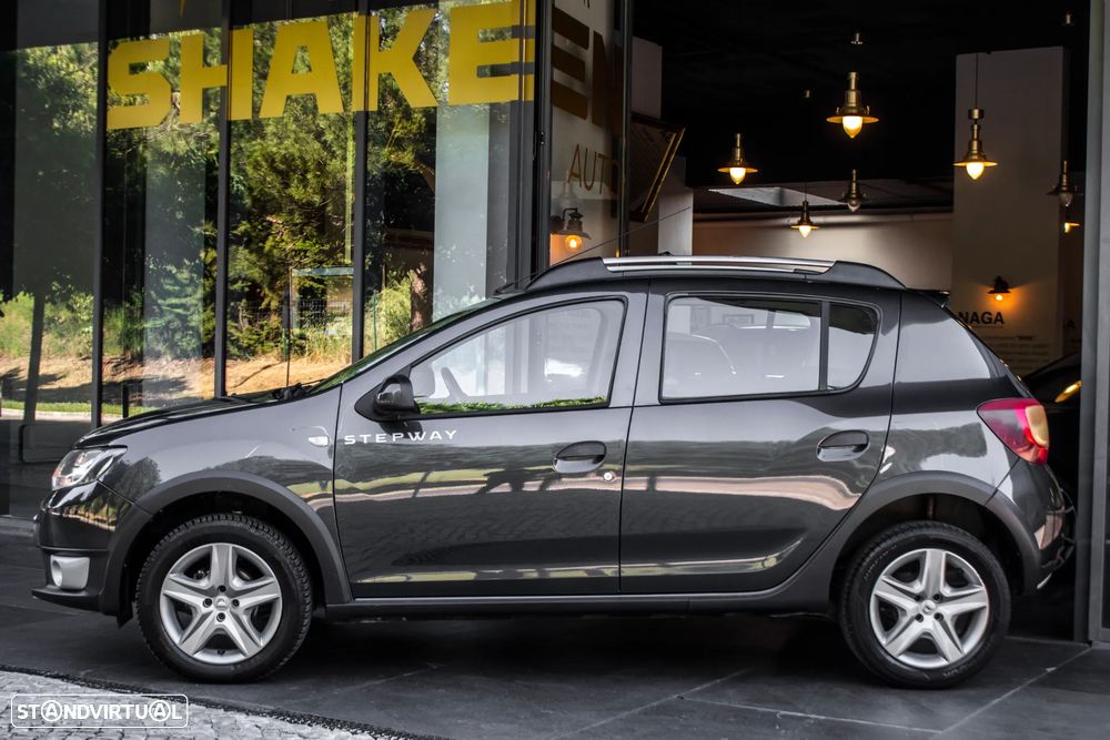 Dacia Sandero 1.5 dCi Stepway - 2