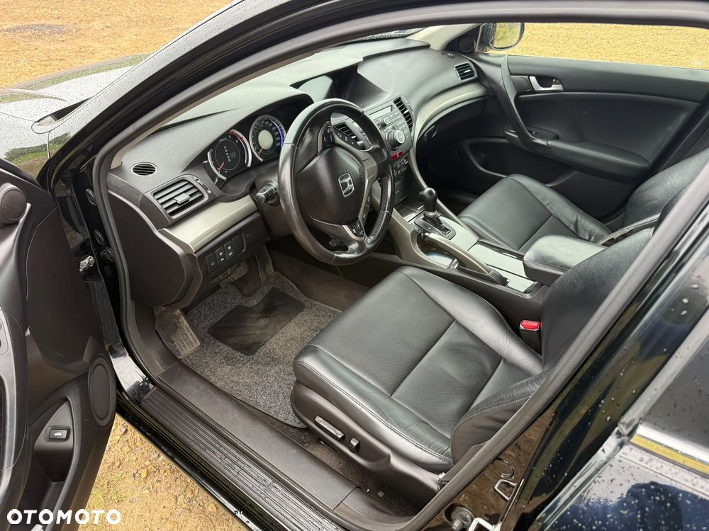Honda Accord - 12