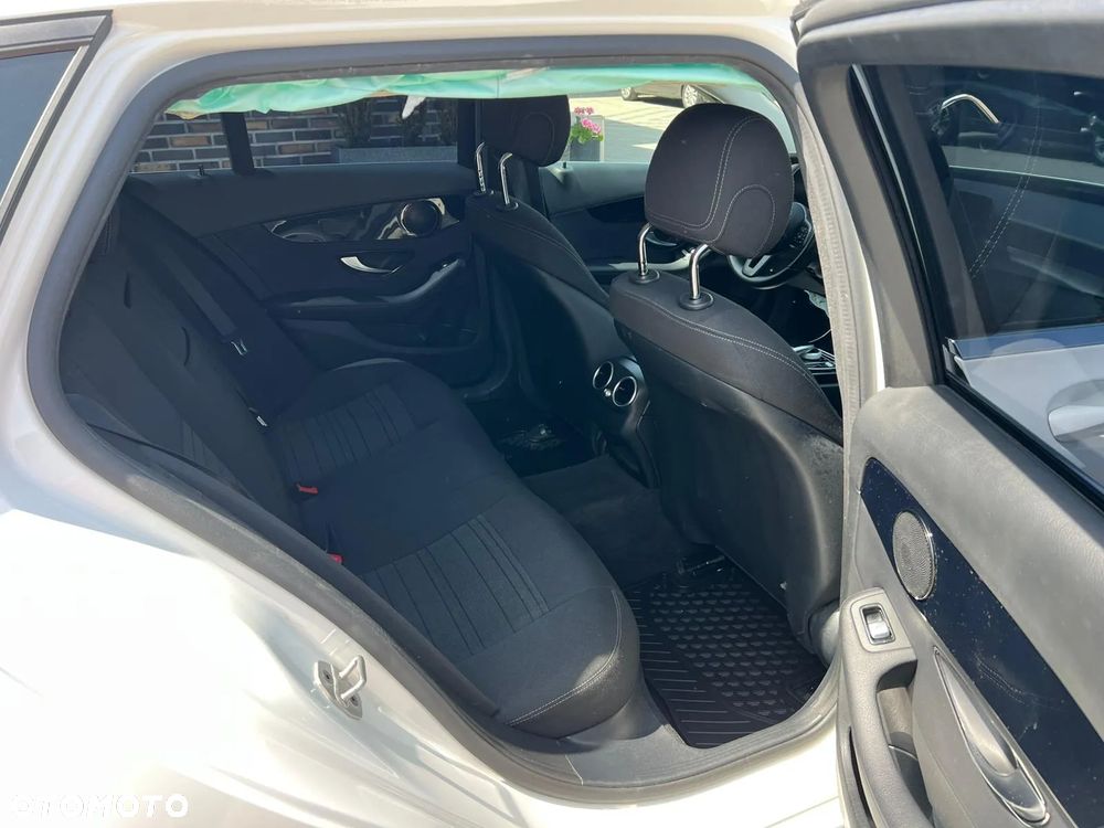 Mercedes-Benz Klasa C 200 d T 9G-TRONIC Exclusive - 12