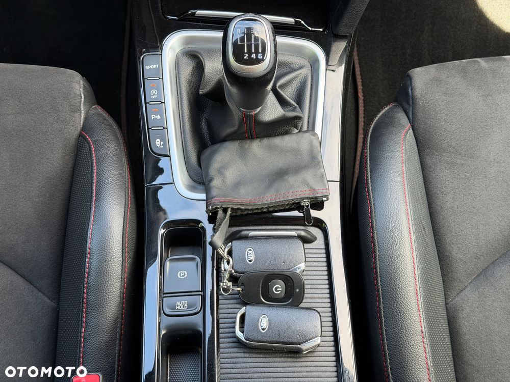 Kia ProCeed 1.6 T-GDI GT - 24