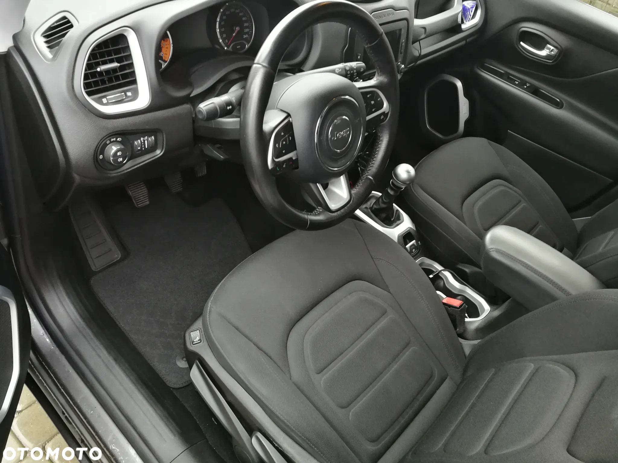 Jeep Renegade 1.4 MultiAir Limited FWD S&S - 4